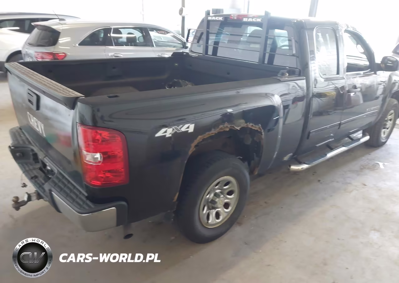 2012 Chevrolet Silverado 1500 Ls VIN:1GCRKREAXCZ217045 - 4
