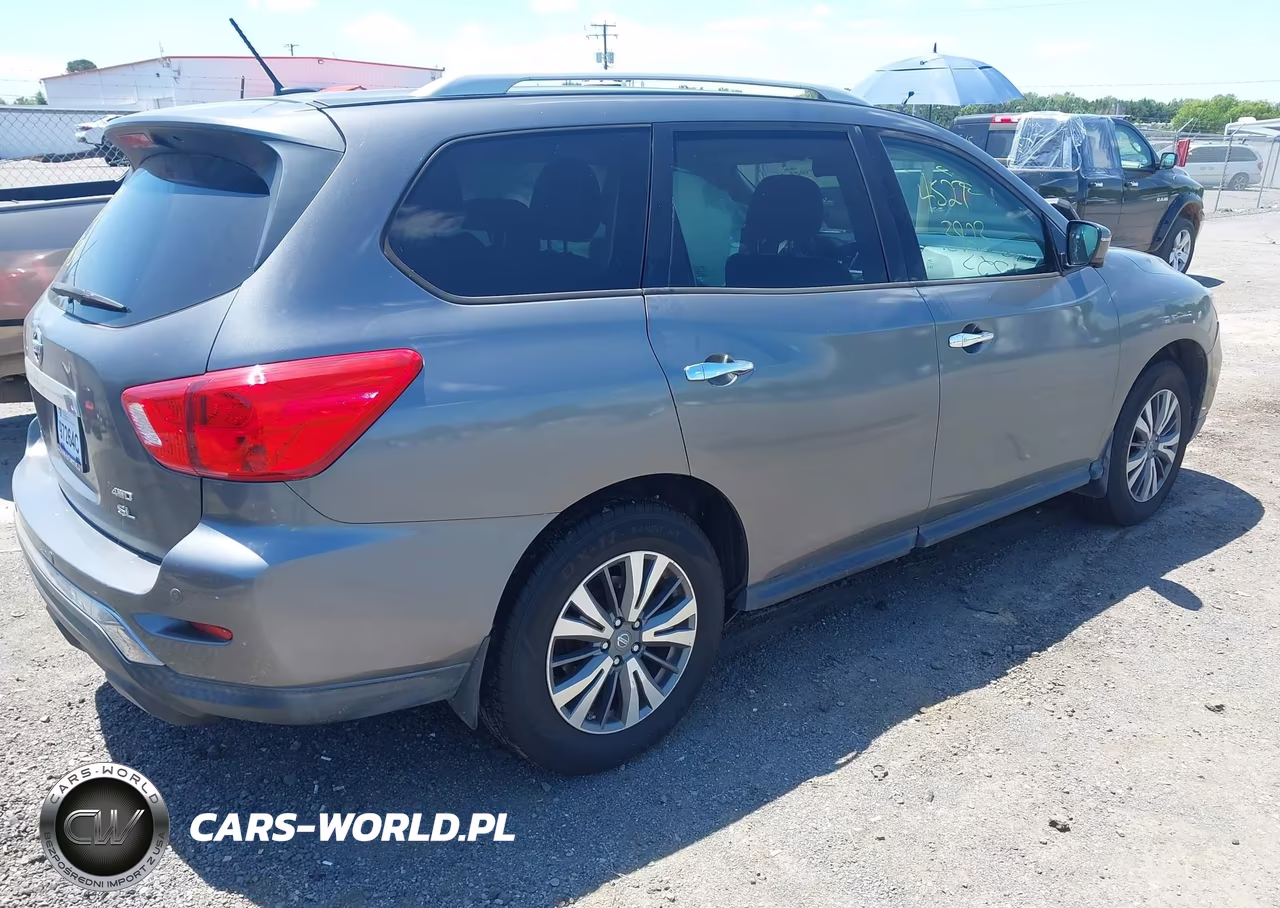 2017 Nissan Pathfinder Sl VIN:5N1DR2MM5HC619120 - 4