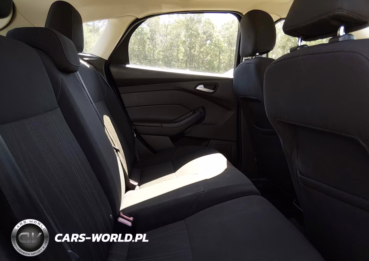 2015 Ford Focus Se VIN:1FADP3K27FL317252 - 8