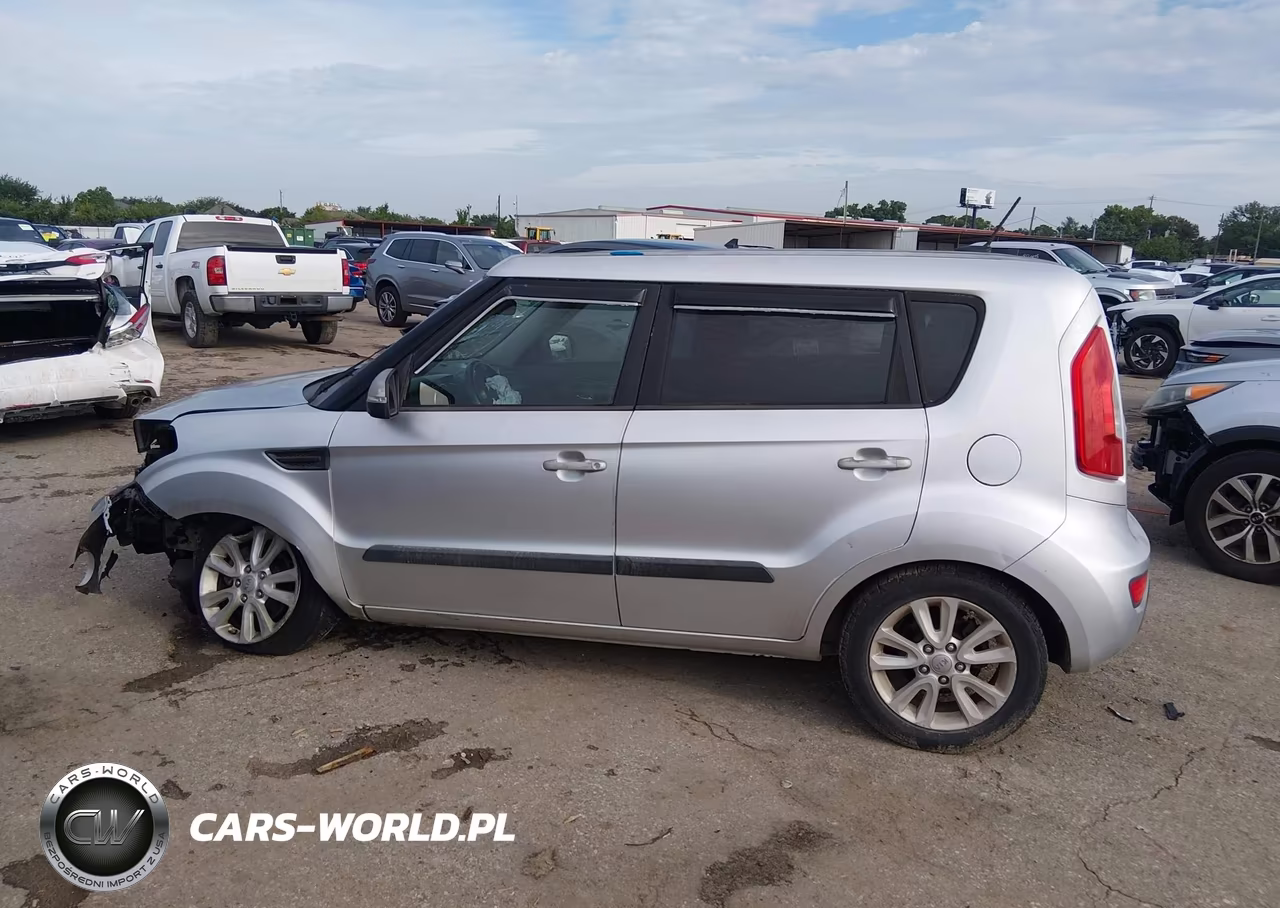 2012 Kia Soul + VIN:KNDJT2A6XC7391776 - 15