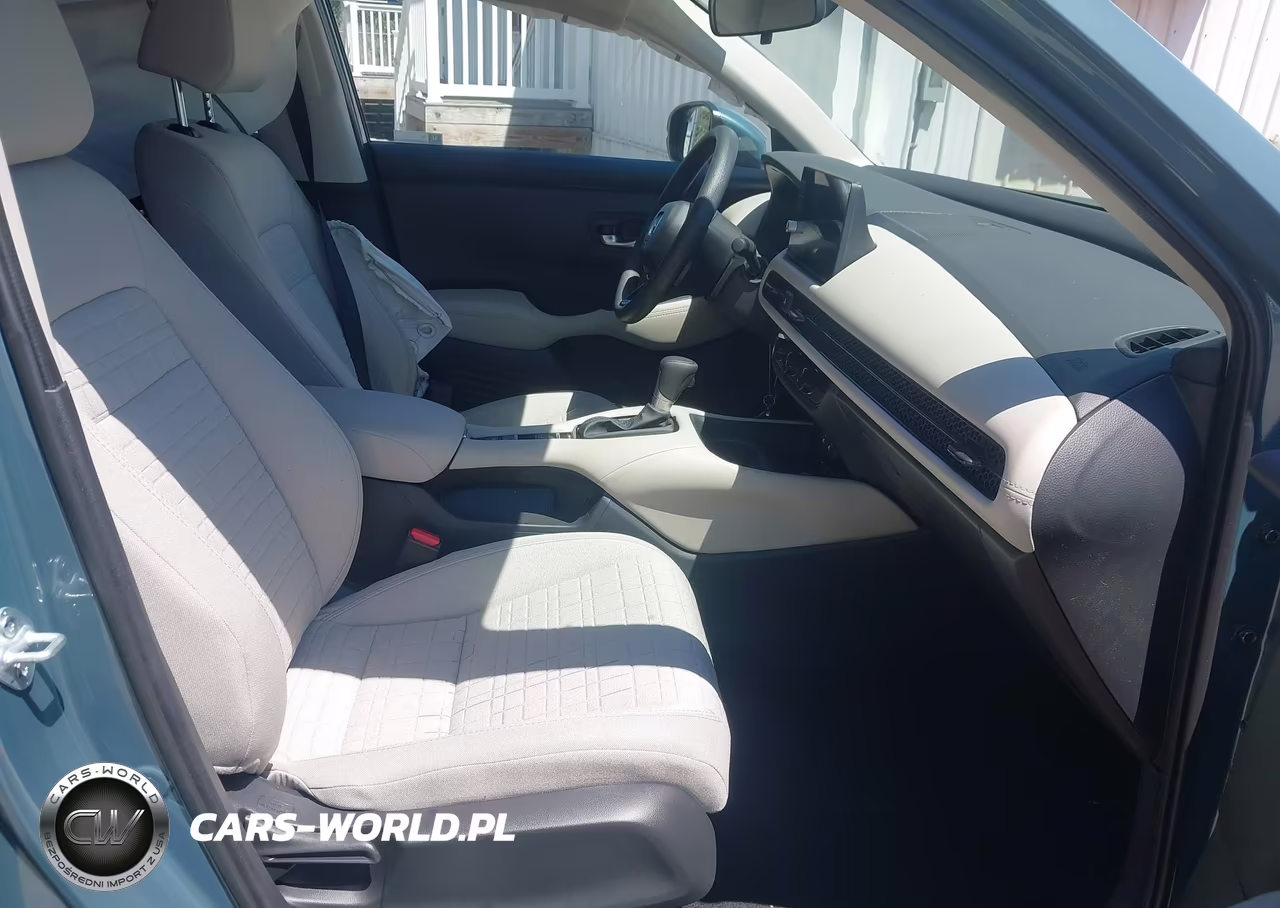 2026 Honda Hr-V Awd Lx VIN:3CZRZ2H38TM762754 - 5