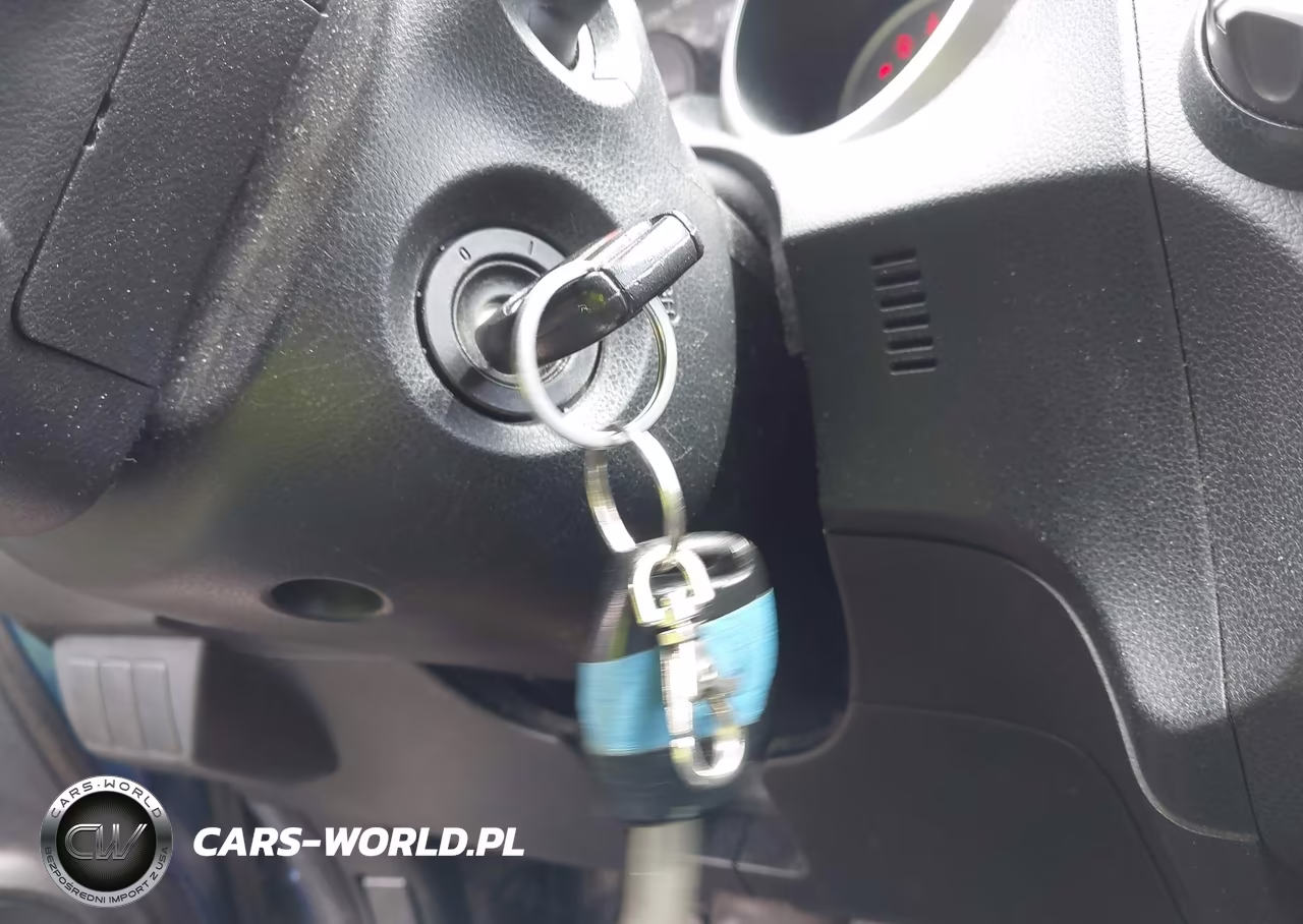 2009 Honda Fit Sport VIN:JHMGE88439S053846 - 11