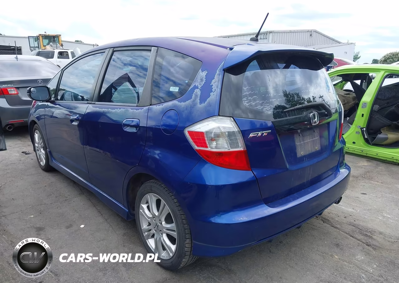 2009 Honda Fit Sport VIN:JHMGE88439S053846 - 3