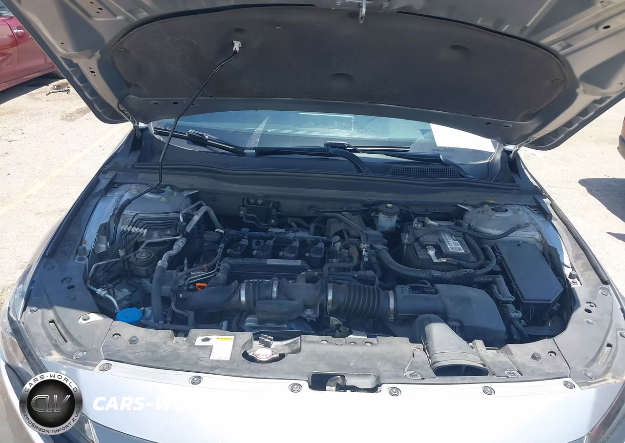 2018 Honda Accord Sport VIN:1HGCV1F39JA007063 - 10