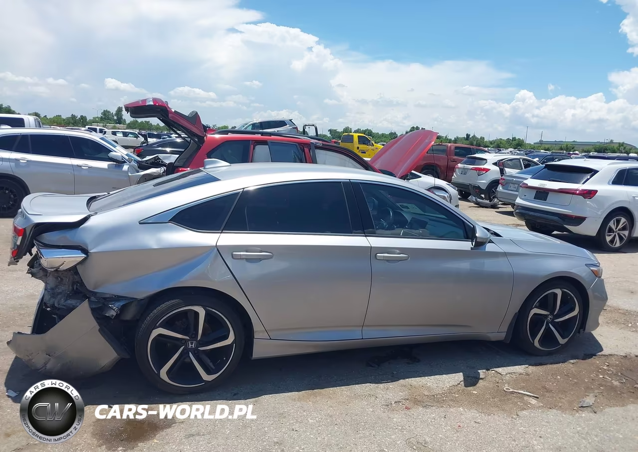 2018 Honda Accord Sport VIN:1HGCV1F39JA007063 - 13