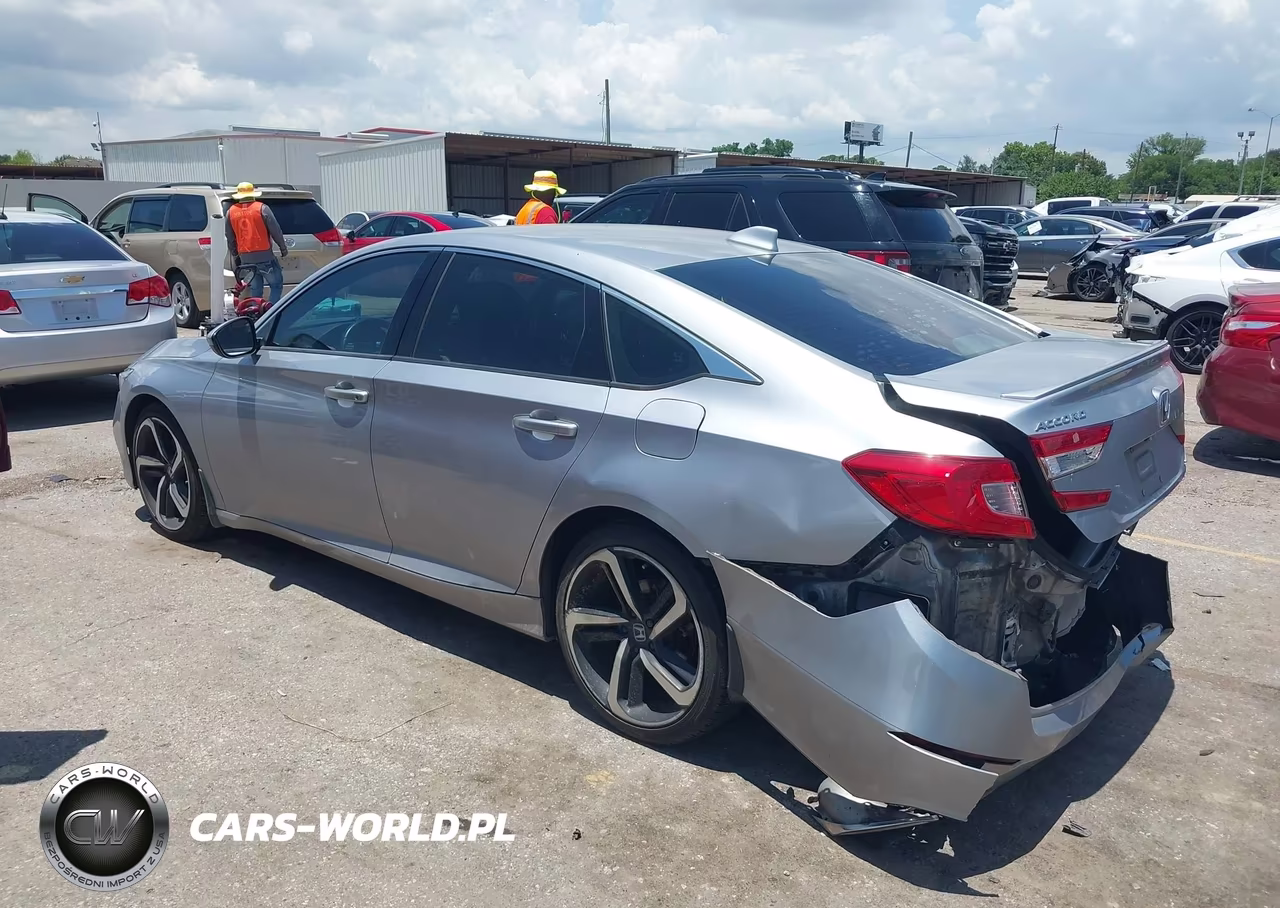 2018 Honda Accord Sport VIN:1HGCV1F39JA007063 - 3
