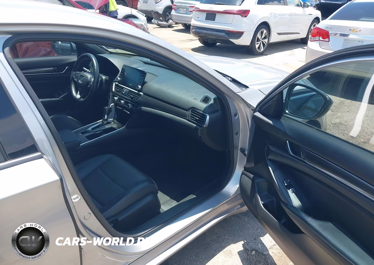 2018 Honda Accord Sport VIN:1HGCV1F39JA007063 - 5