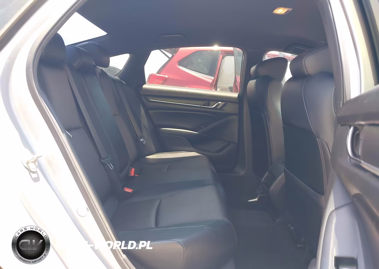 2018 Honda Accord Sport VIN:1HGCV1F39JA007063 - 8
