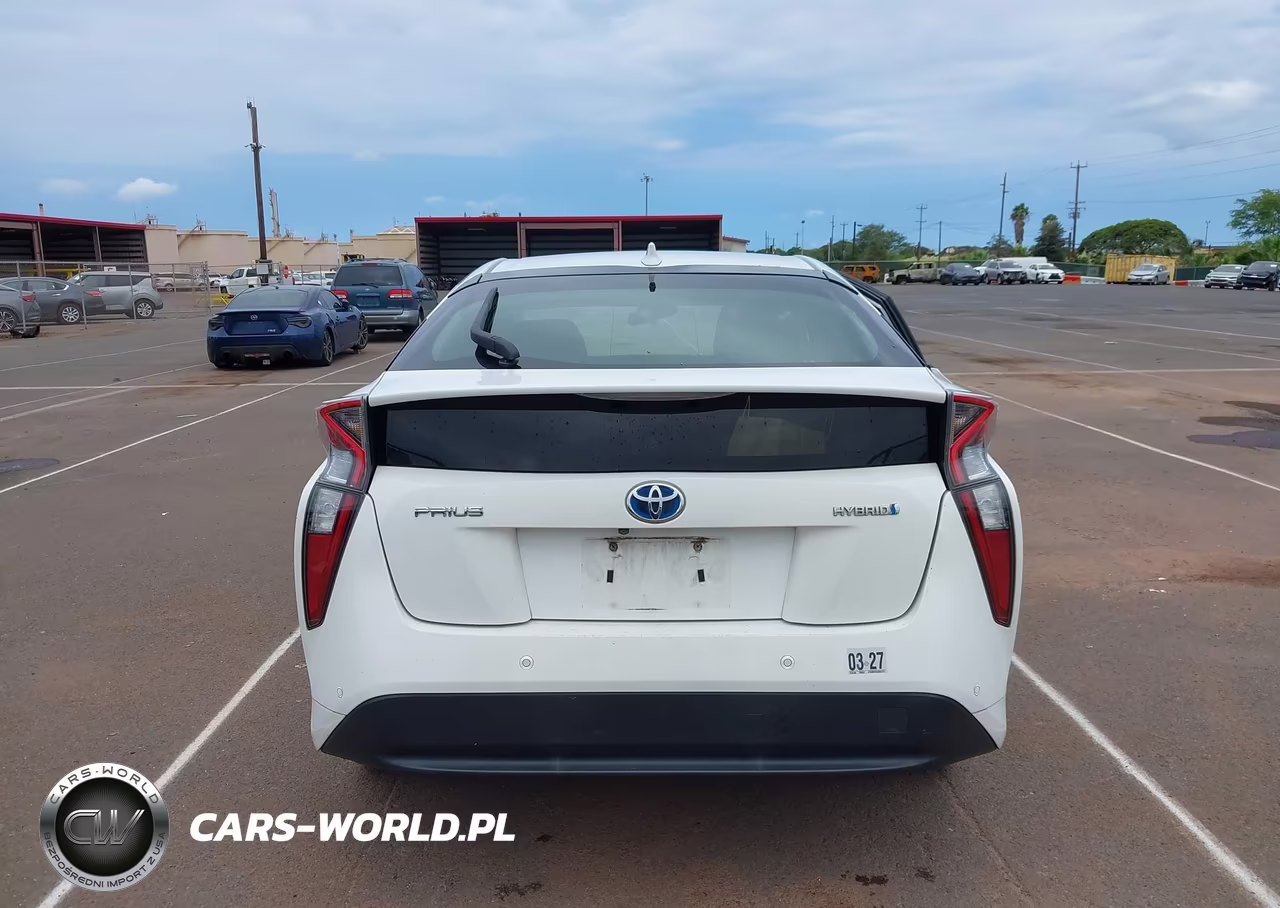 2018 Toyota Prius Four-Four Touring-One-Three-Three Touring-Two-Two Eco VIN:JTDKBRFU6J3081376 - 16