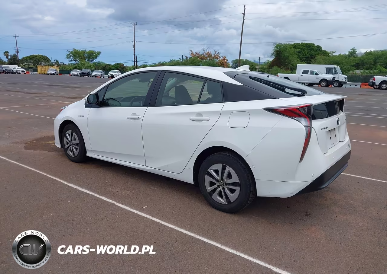 2018 Toyota Prius Four-Four Touring-One-Three-Three Touring-Two-Two Eco VIN:JTDKBRFU6J3081376 - 3