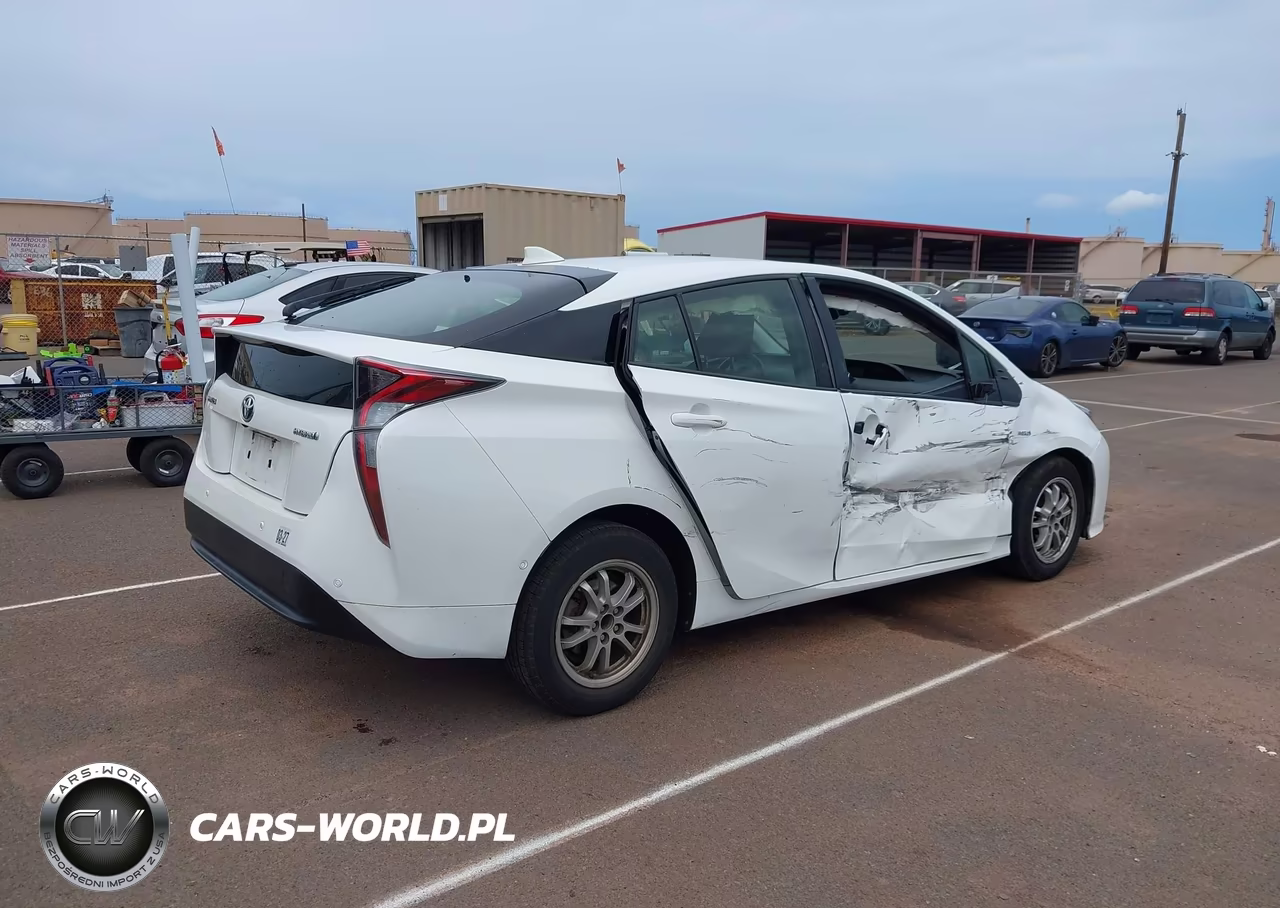 2018 Toyota Prius Four-Four Touring-One-Three-Three Touring-Two-Two Eco VIN:JTDKBRFU6J3081376 - 4
