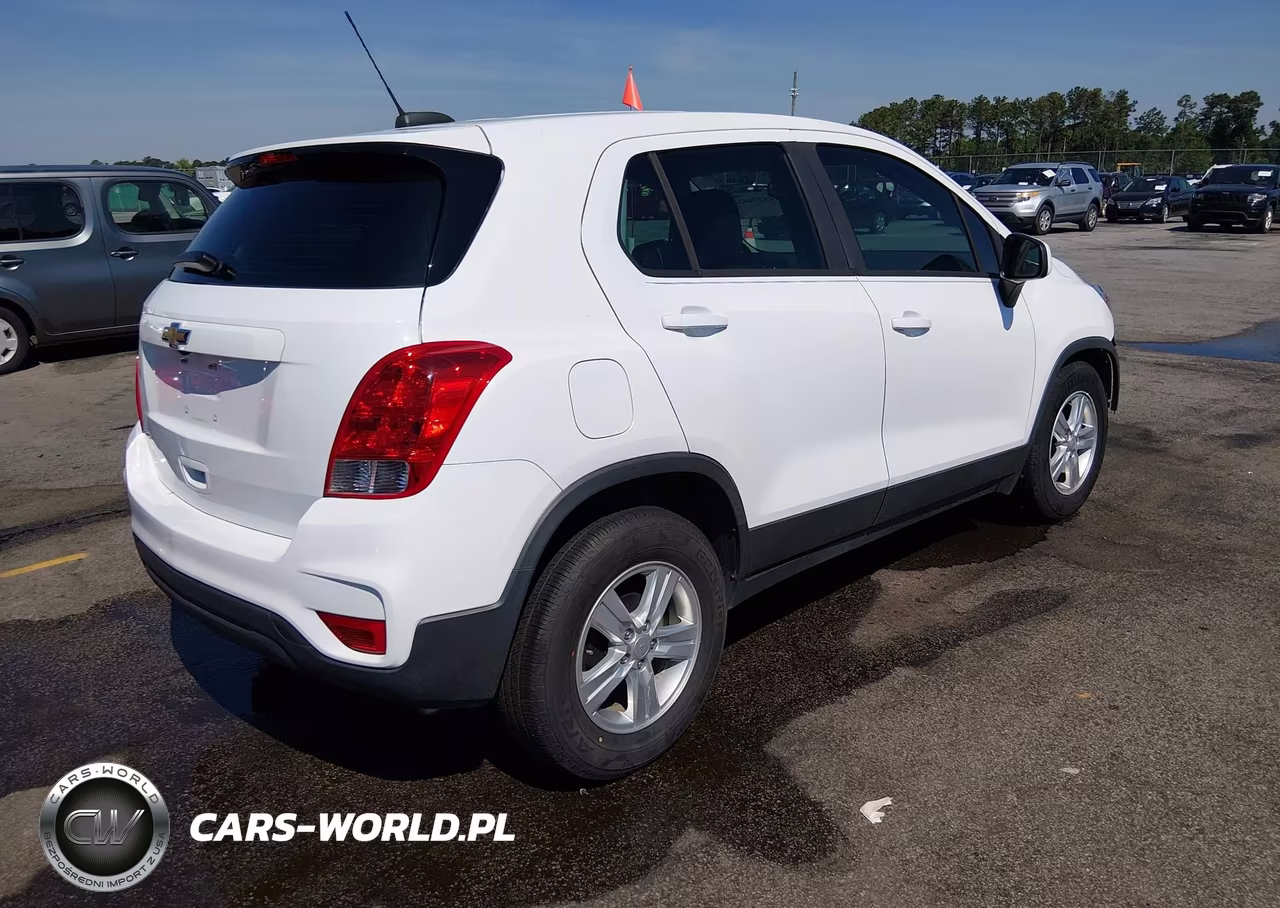 2019 Chevrolet Trax Ls VIN:3GNCJKSB8KL405170 - 4