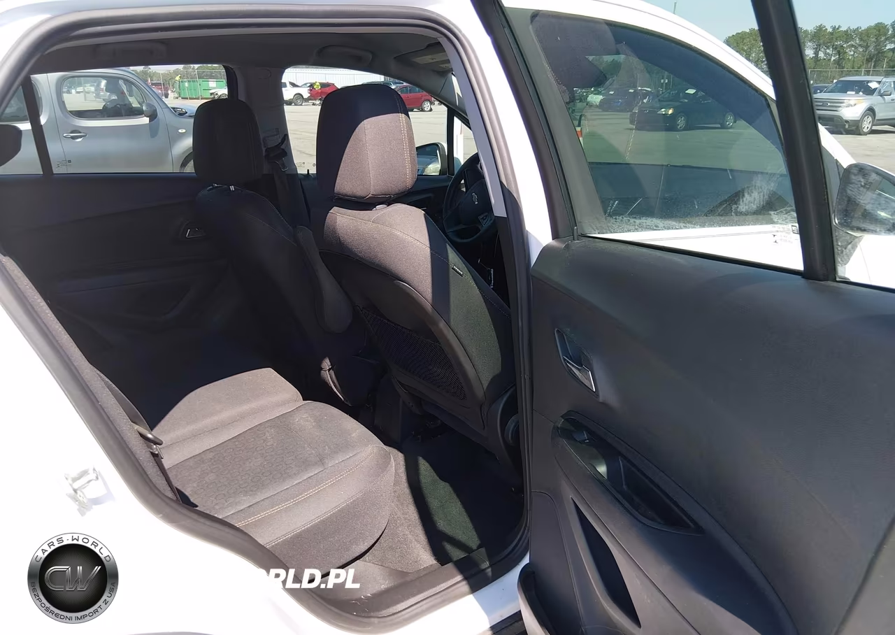 2019 Chevrolet Trax Ls VIN:3GNCJKSB8KL405170 - 8