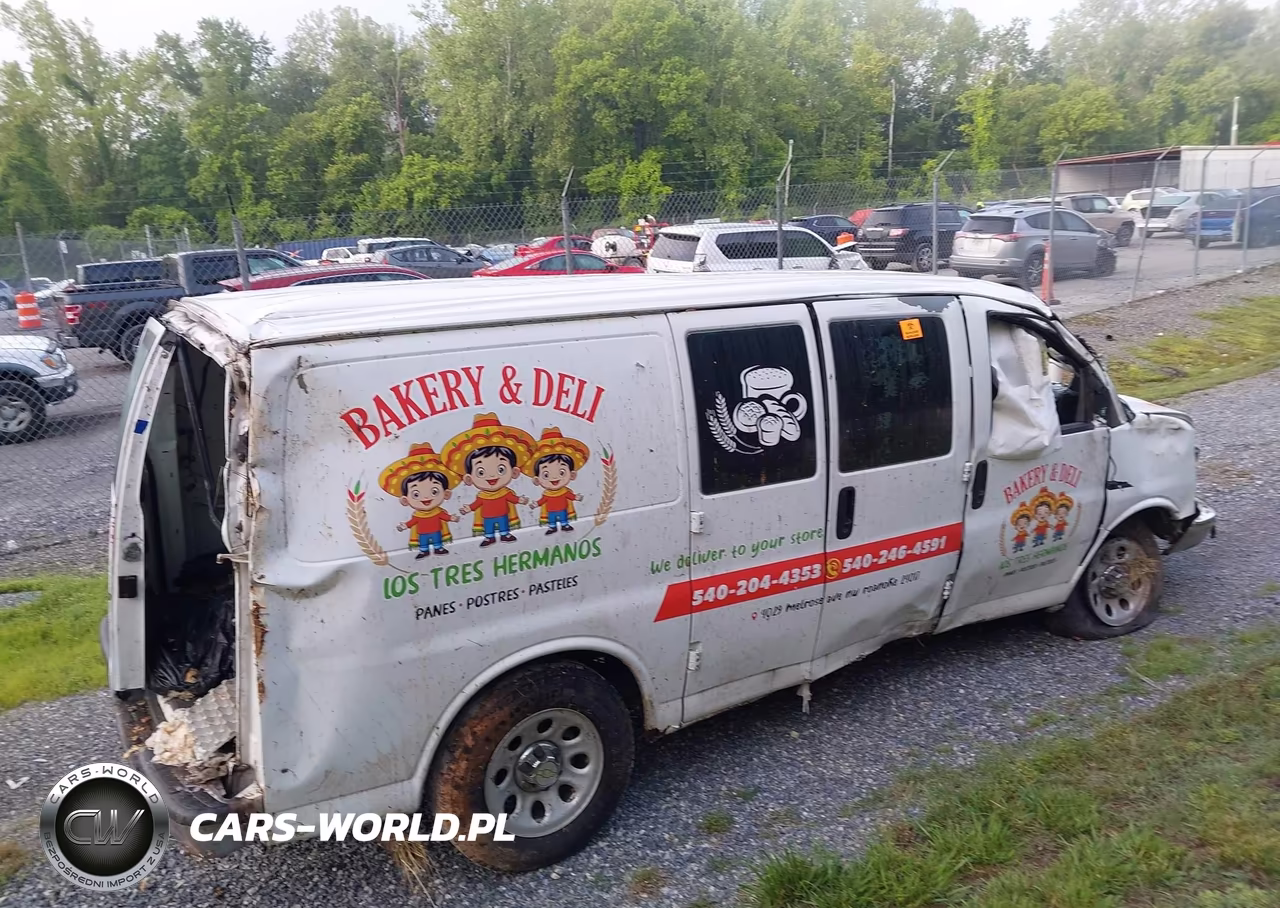 2012 Chevrolet Express 1500 Work Van VIN:1GCSGAFX8C1158700 - 4