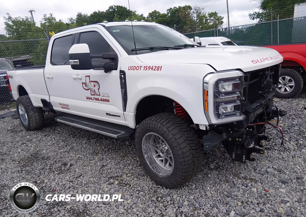 2023 Ford F-350 Lariat – zdjęcie 1 z 16