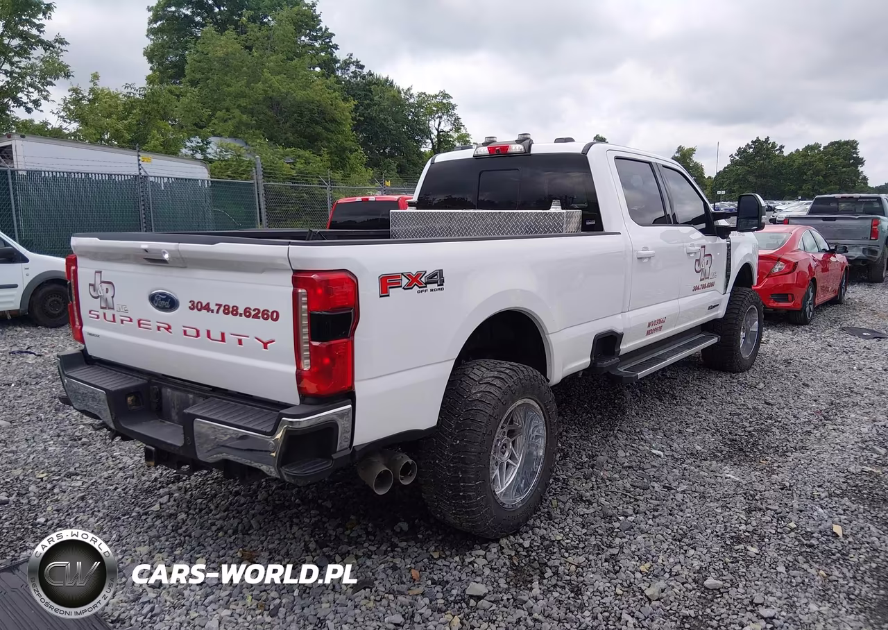 2023 Ford F-350 Lariat VIN:1FT8W3BT0PEC86195 - 4