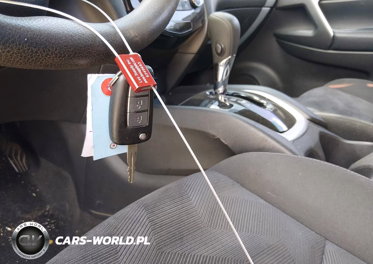 2015 Nissan Rogue S VIN:KNMAT2MT8FP537629 - 11