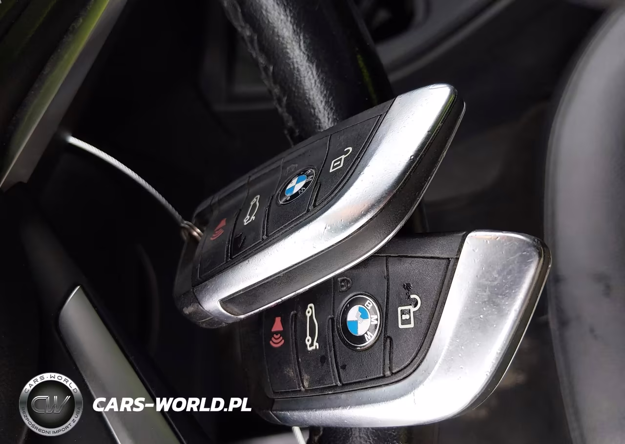 2018 BMW X1 Sdrive28I VIN:WBXHU7C30J5H39823 - 11