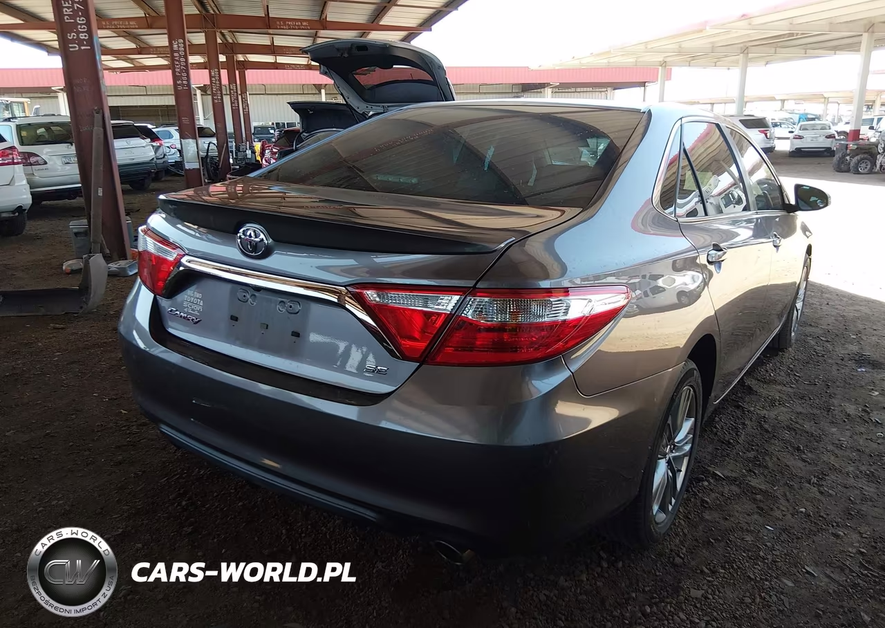 2017 Toyota Camry Se VIN:4T1BF1FK0HU651036 - 4