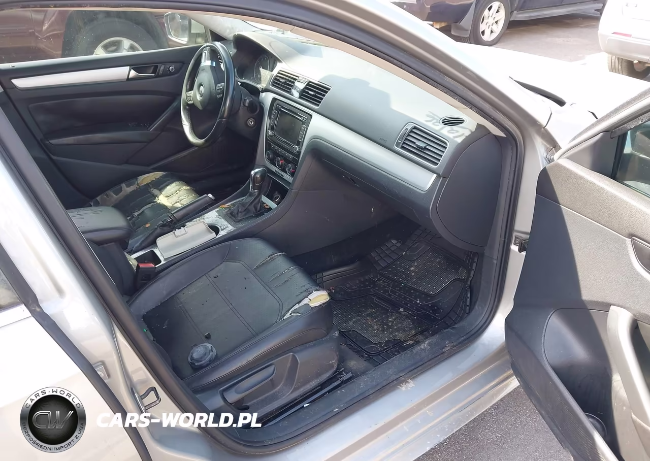 2013 Volkswagen Passat 2.5L Se VIN:1VWBH7A32DC110004 - 5
