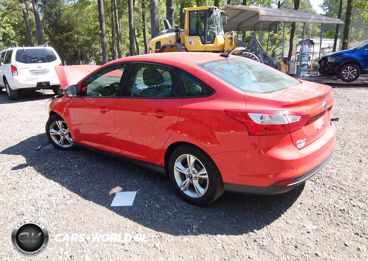 2014 Ford Focus Se VIN:1FADP3F22EL119090 - 3