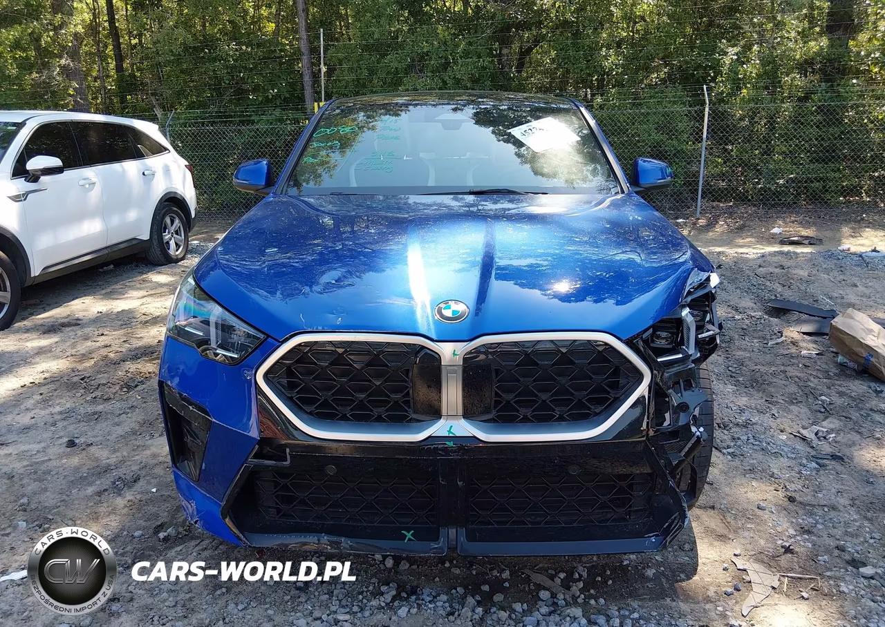 2025 BMW X2 xDrive28I VIN:WBX63GM03S5067916 - 12