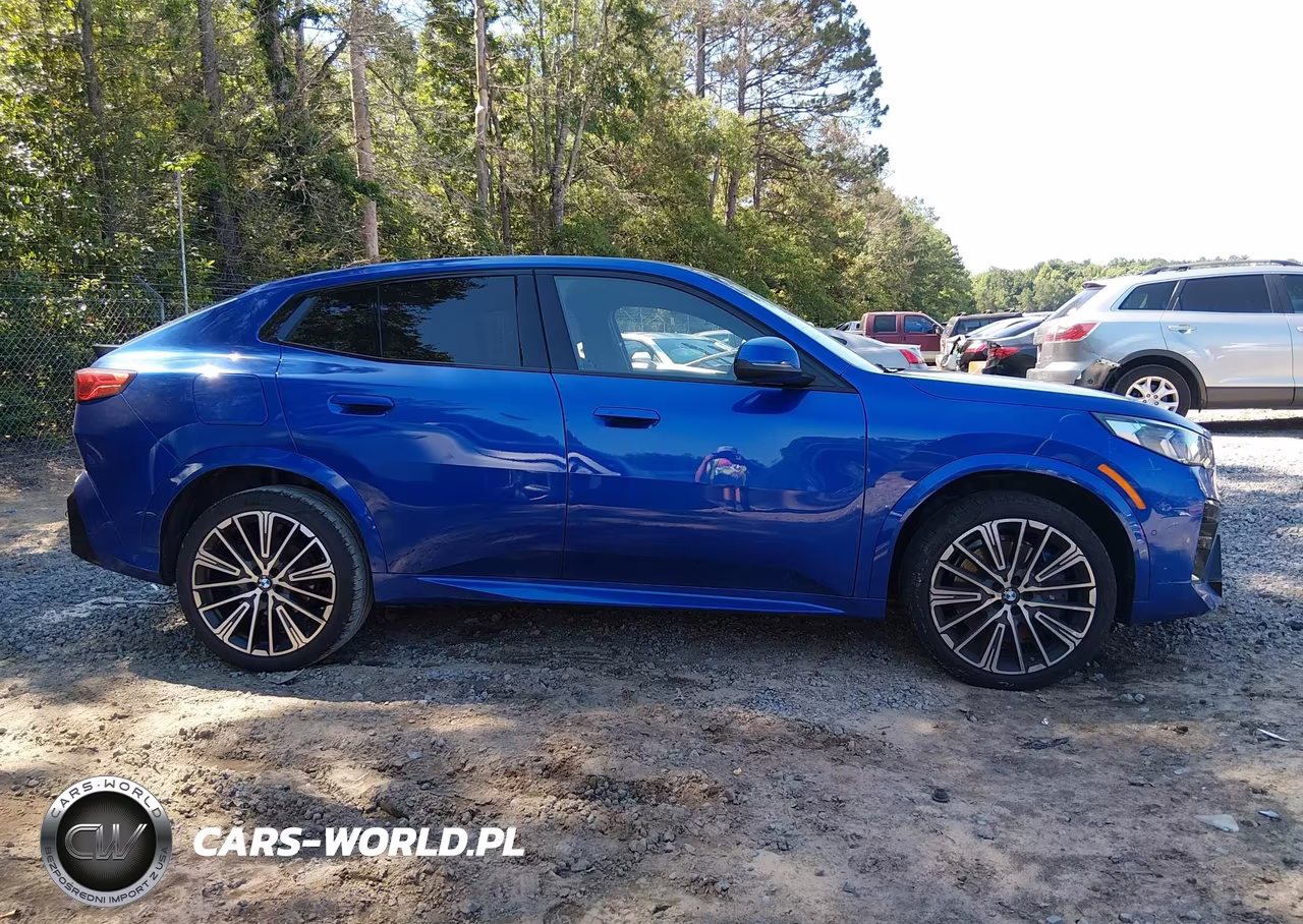 2025 BMW X2 xDrive28I VIN:WBX63GM03S5067916 - 13