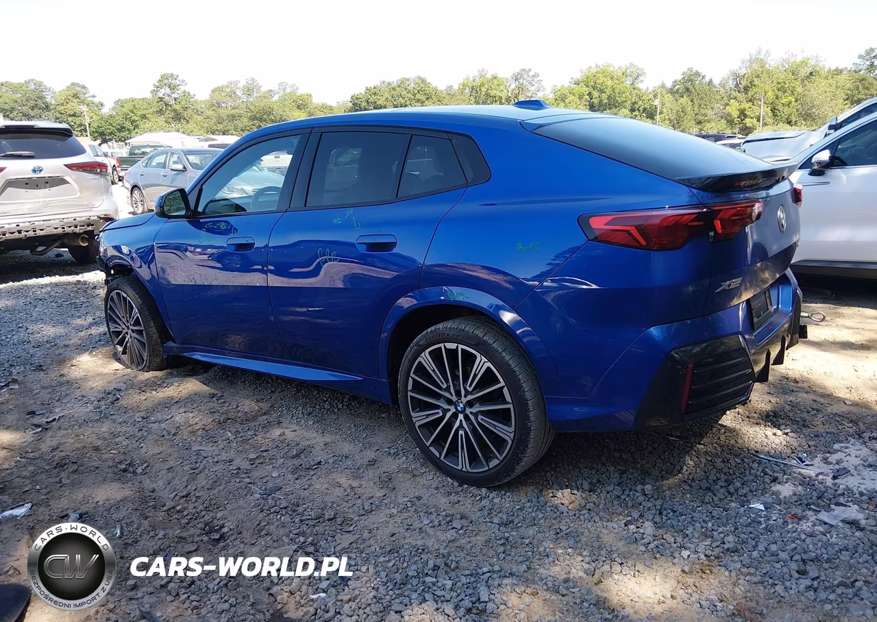 2025 BMW X2 xDrive28I VIN:WBX63GM03S5067916 - 3
