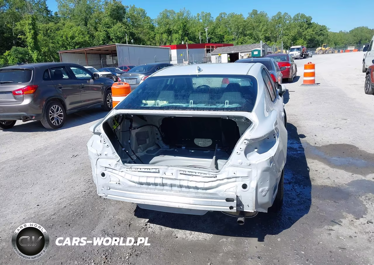 2024 Toyota Camry Le VIN:4T1C11AK4RU216905 - 17