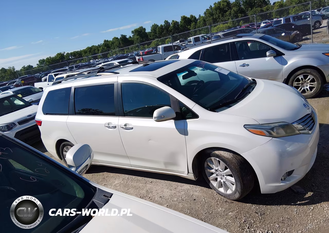 2015 Toyota Sienna Limited Premium 7 Passenger VIN:5TDYK3DC4FS571080 - 13