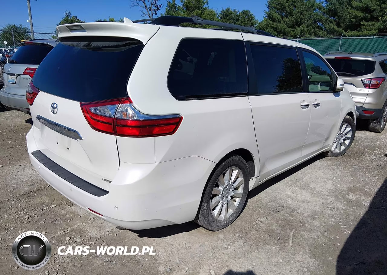 2015 Toyota Sienna Limited Premium 7 Passenger VIN:5TDYK3DC4FS571080 - 4