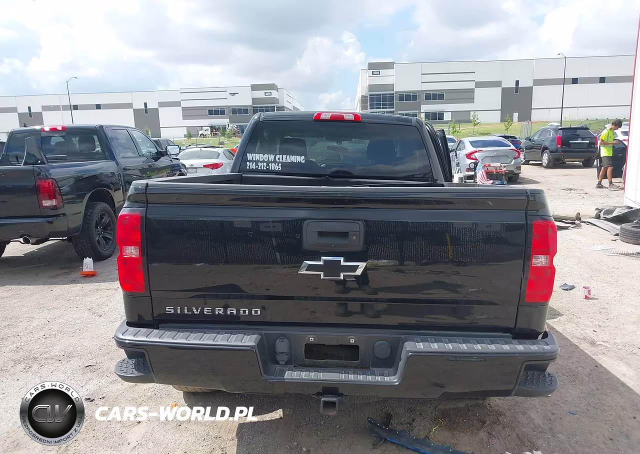 2017 Chevrolet Silverado 1500 Custom VIN:1GCRCPEC8HZ346458 - 16