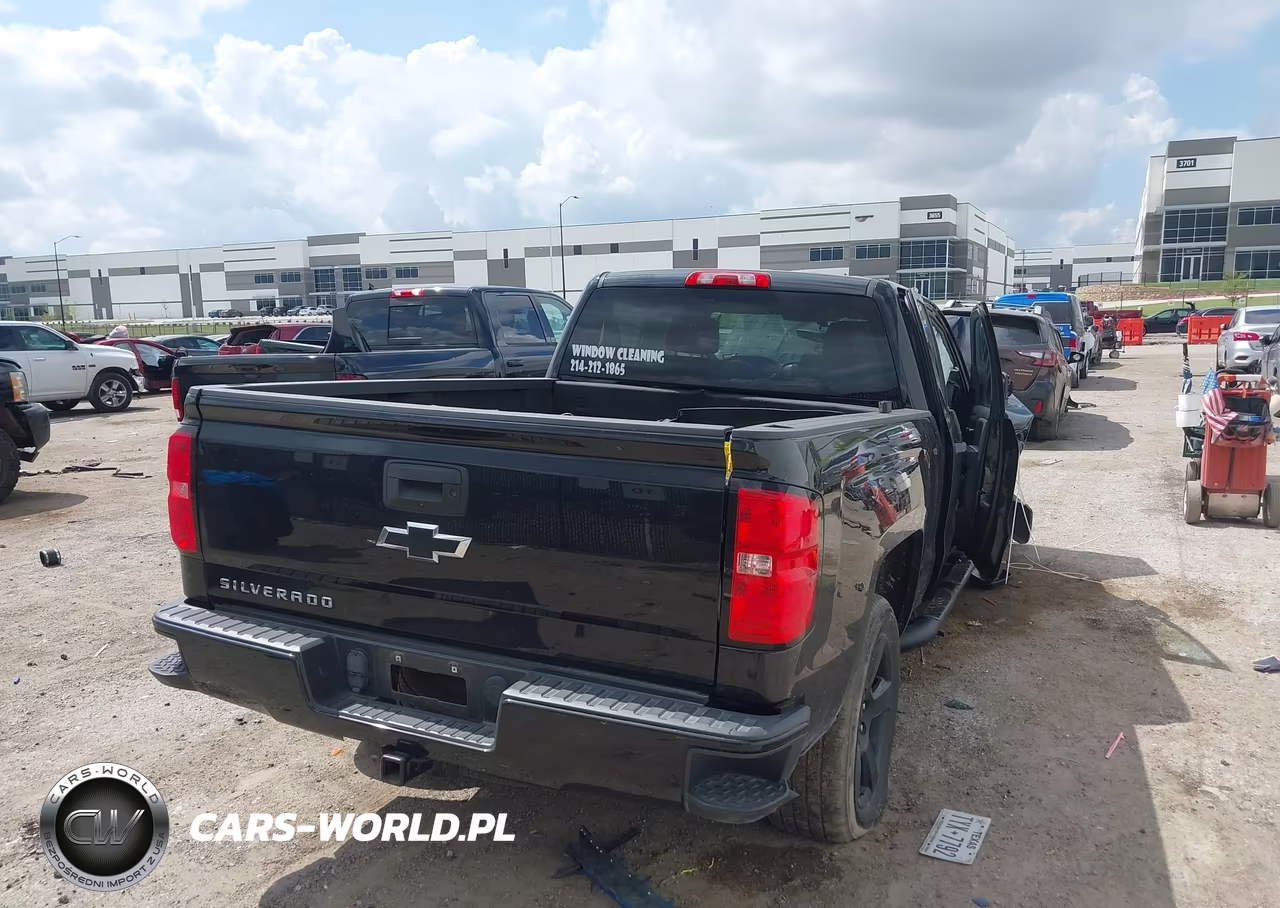 2017 Chevrolet Silverado 1500 Custom VIN:1GCRCPEC8HZ346458 - 4