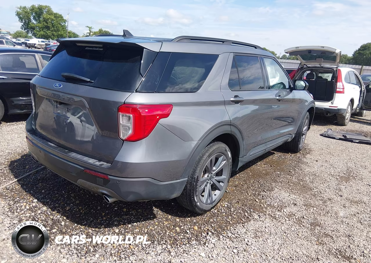 2023 Ford Explorer Xlt VIN:1FMSK7DH2PGC29854 - 4