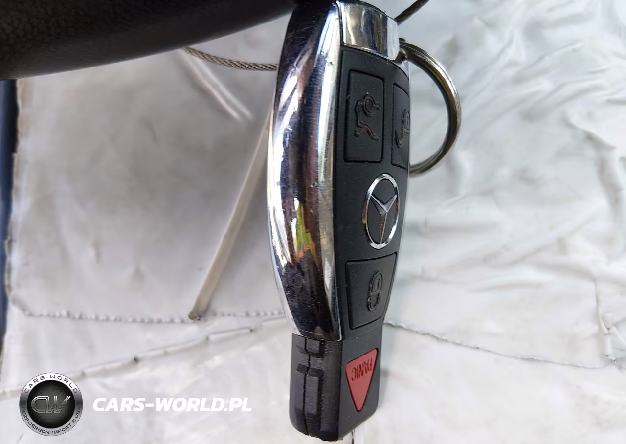 2010 Mercedes-Benz C 300 Luxury-Sport VIN:WDDGF5EB7AF412943 - 11