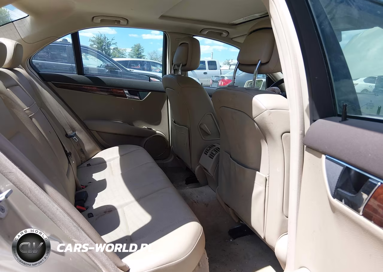 2010 Mercedes-Benz C 300 Luxury-Sport VIN:WDDGF5EB7AF412943 - 8