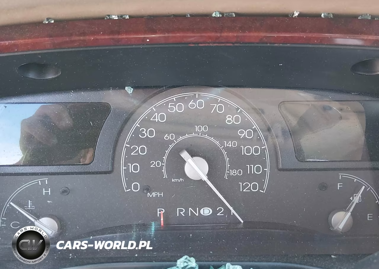 2003 Lincoln Town Car Cartier VIN:1LNHM83W83Y649956 - 16