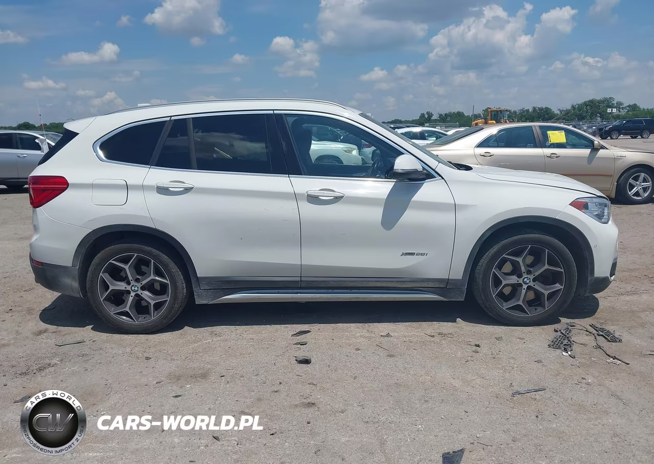 2016 BMW X1 xDrive28I VIN:WBXHT3Z31G4A50178 - 13