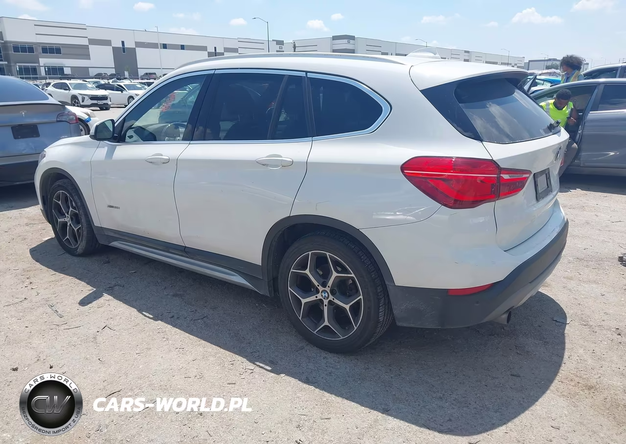2016 BMW X1 xDrive28I VIN:WBXHT3Z31G4A50178 - 3
