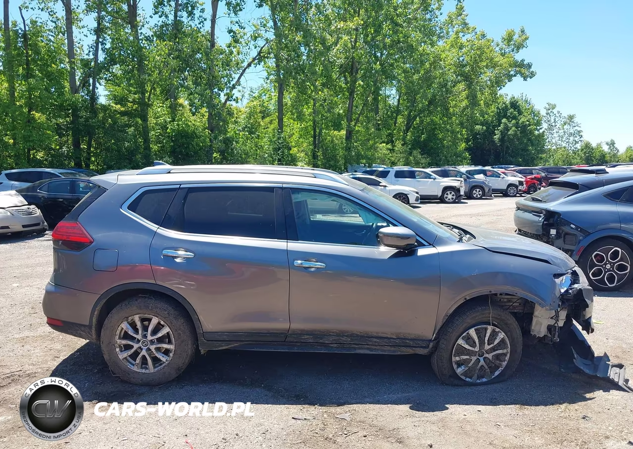 2018 Nissan Rogue Sv VIN:KNMAT2MV0JP559151 - 13