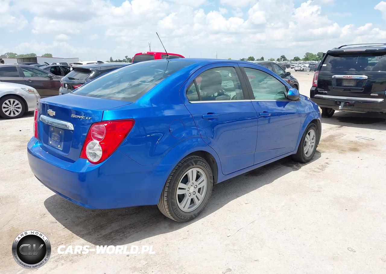 2016 Chevrolet Sonic Lt Auto VIN:1G1JC5SH2G4150036 - 4