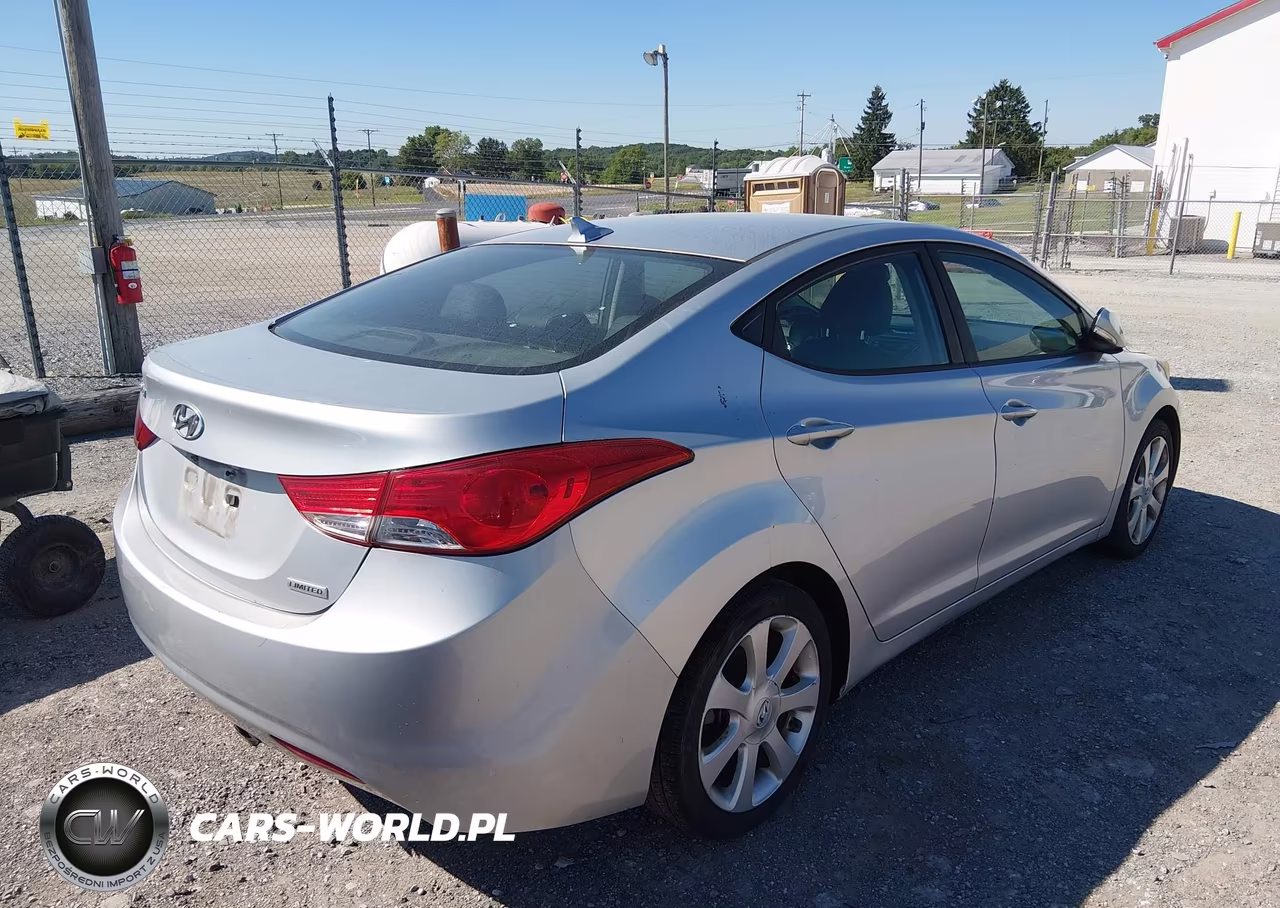 2013 Hyundai Elantra Limited VIN:5NPDH4AE1DH269385 - 4