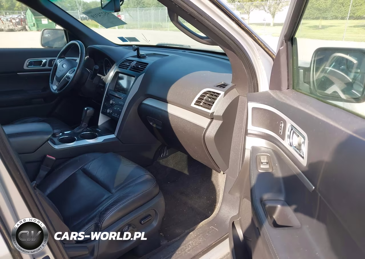 2011 Ford Explorer Xlt VIN:1FMHK8D84BGA26182 - 5