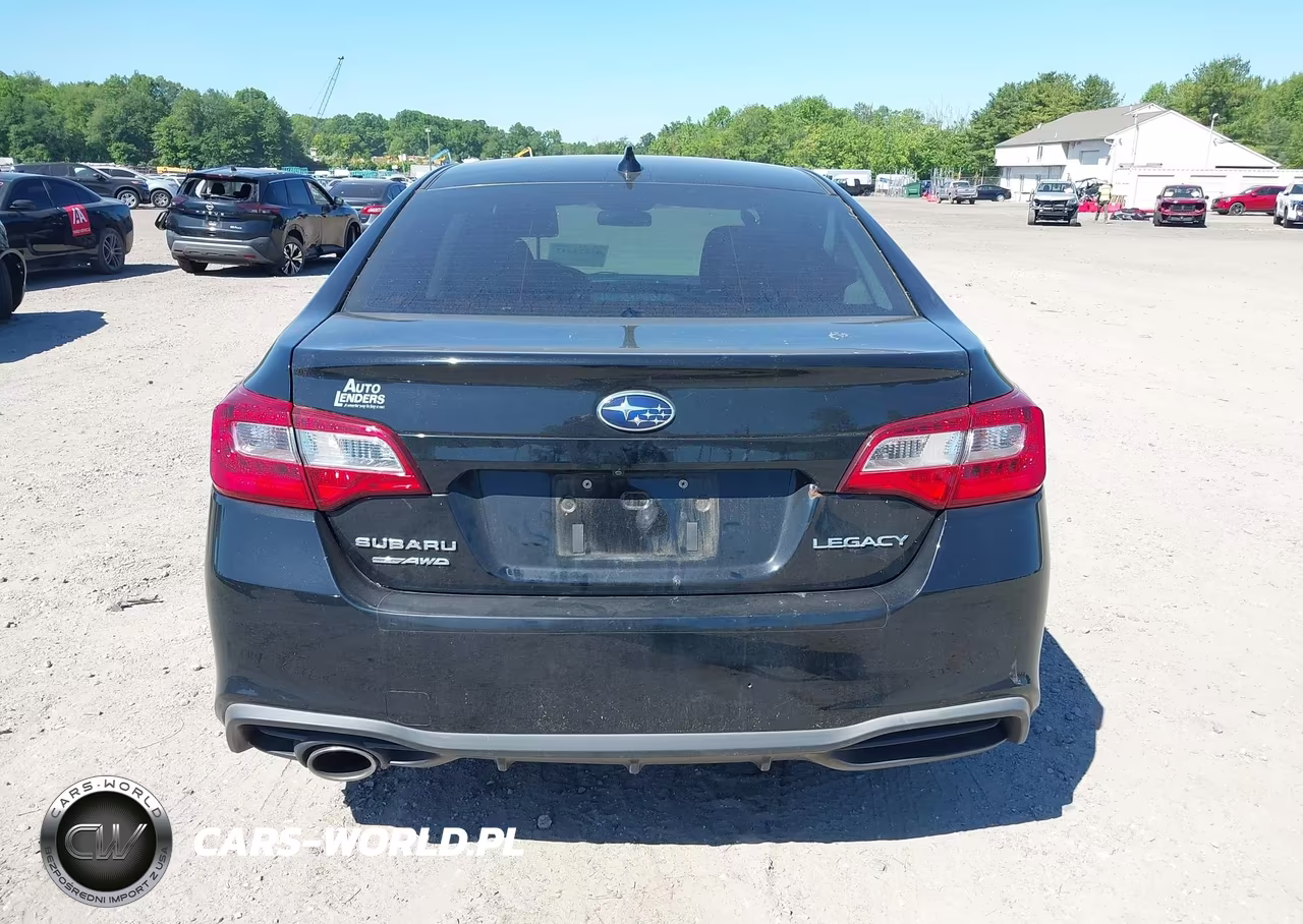 2018 Subaru Legacy 2.5I Premium VIN:4S3BNAC64J3035852 - 17