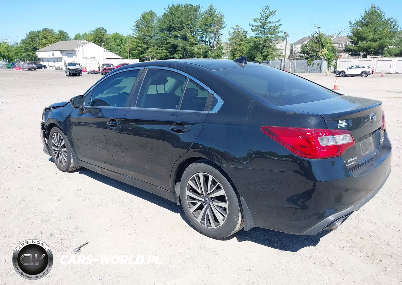 2018 Subaru Legacy 2.5I Premium VIN:4S3BNAC64J3035852 - 3