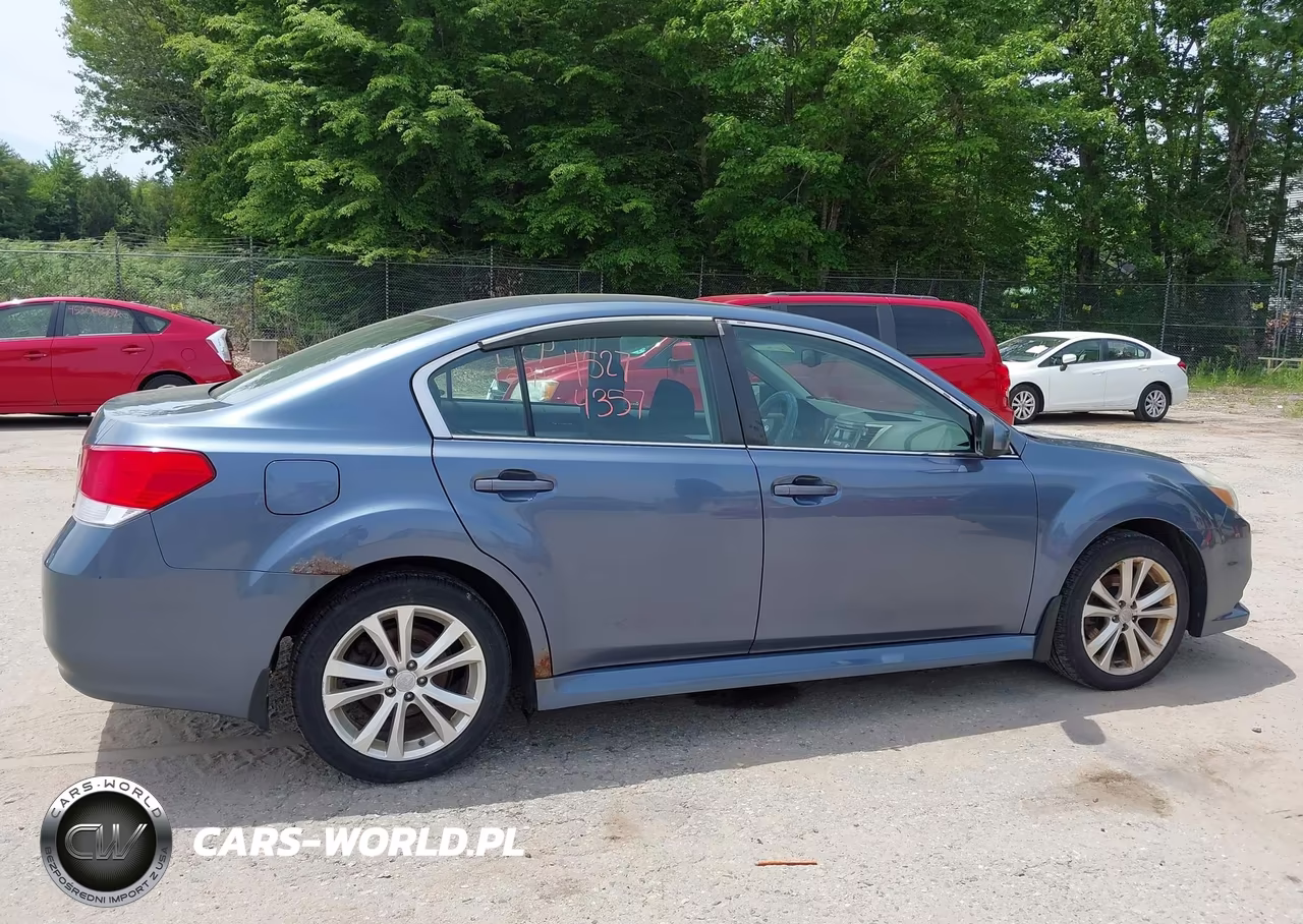2013 Subaru Legacy 2.5I Premium VIN:4S3BMBG63D3025322 - 14