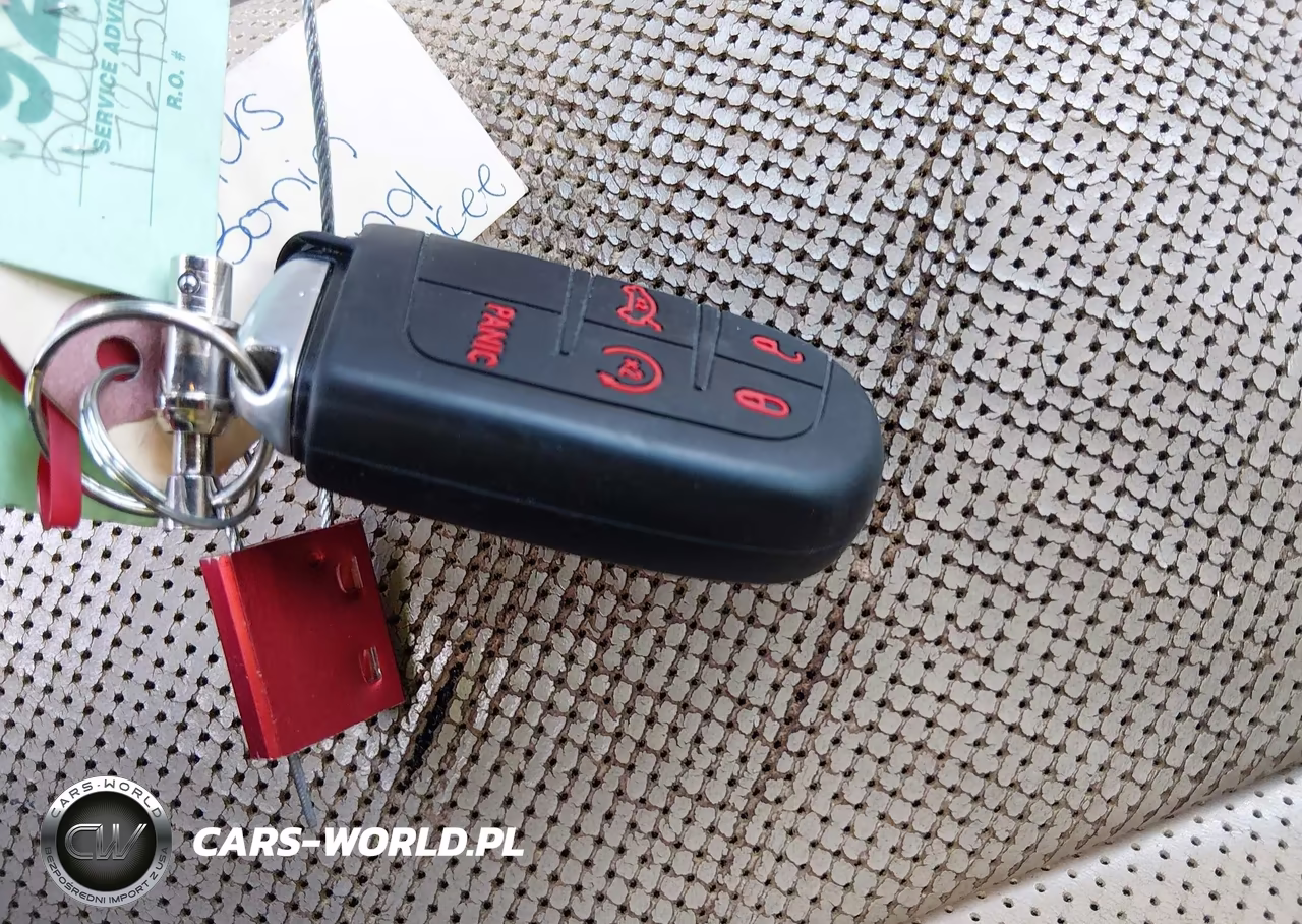2014 Jeep Grand Cherokee Overland VIN:1C4RJECT2EC299620 - 11