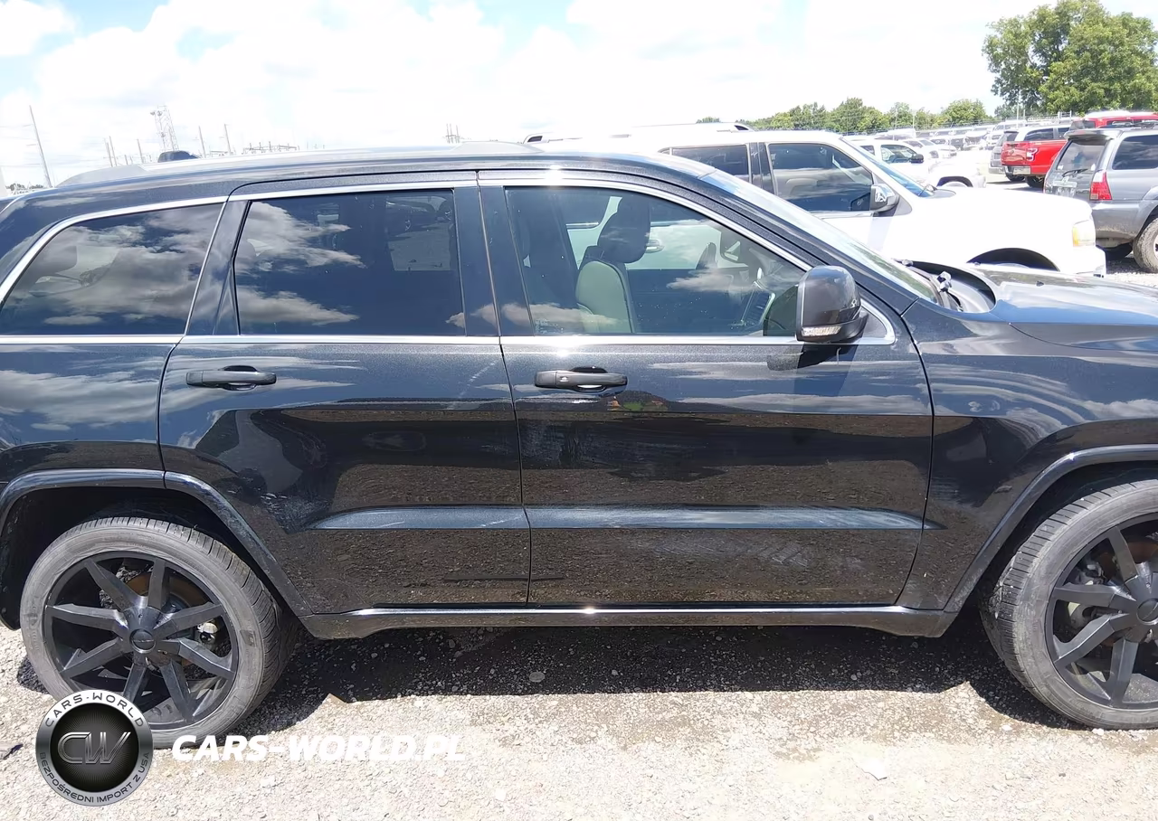 2014 Jeep Grand Cherokee Overland VIN:1C4RJECT2EC299620 - 13