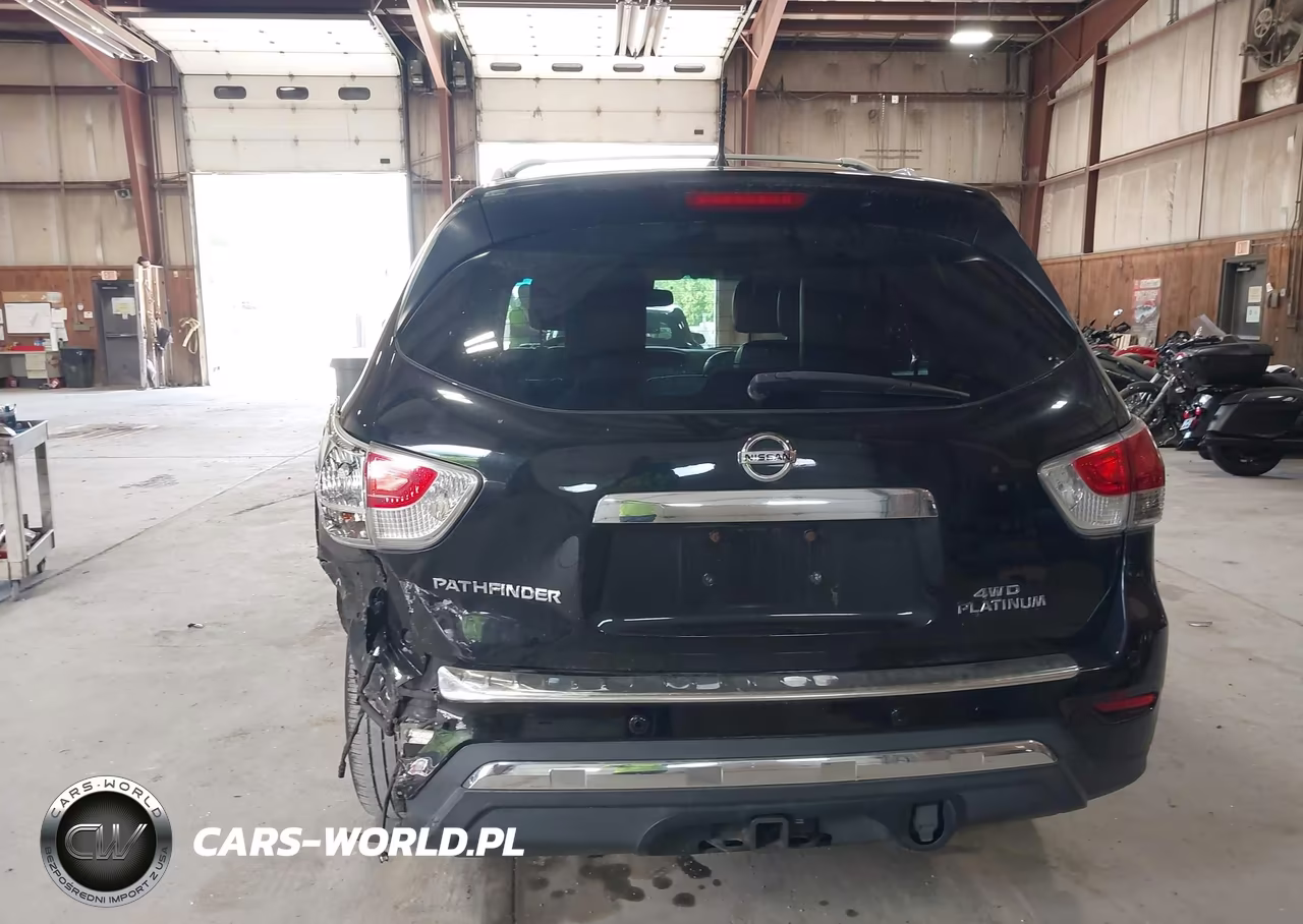 2015 Nissan Pathfinder Platinum VIN:5N1AR2MM3FC605118 - 17