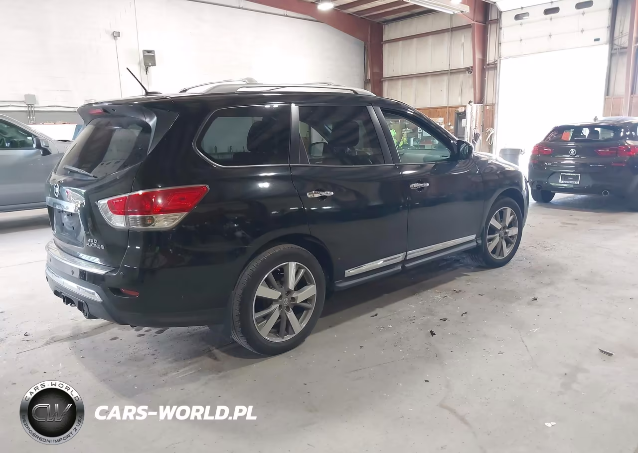 2015 Nissan Pathfinder Platinum VIN:5N1AR2MM3FC605118 - 4
